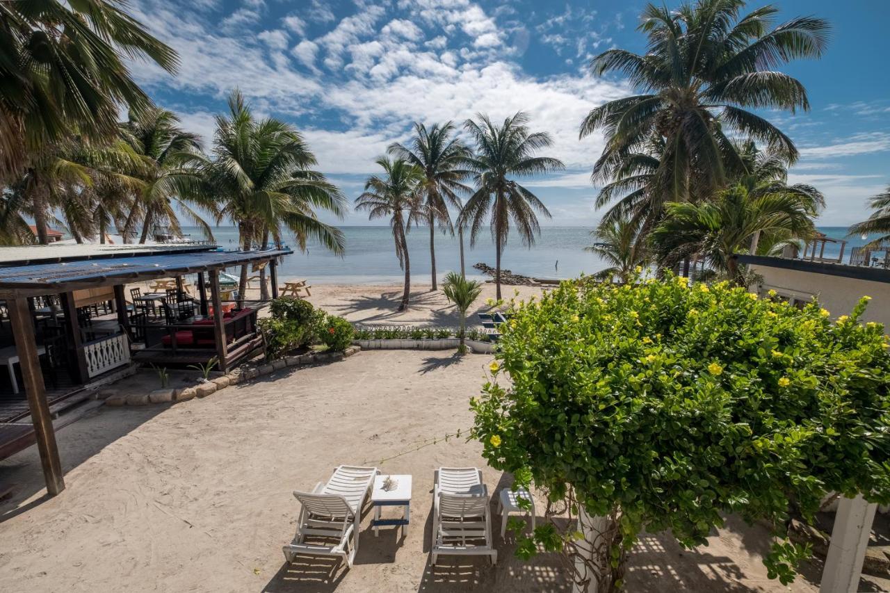 Holiday Hotel San Pedro  Extérieur photo