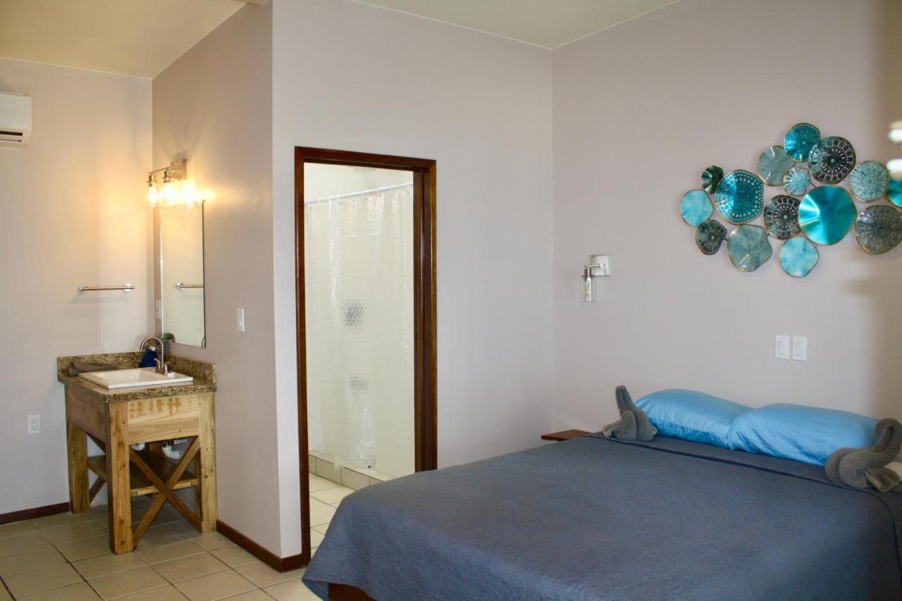Holiday Hotel San Pedro  Extérieur photo