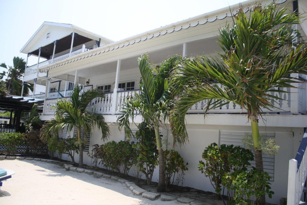 Holiday Hotel San Pedro  Extérieur photo